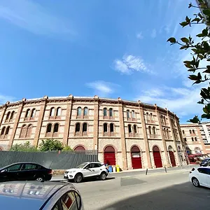  Apartamento Barato En Piso Familiar Compartido El Centro De La Ciudad Cerca De La Estacion De Autobuses